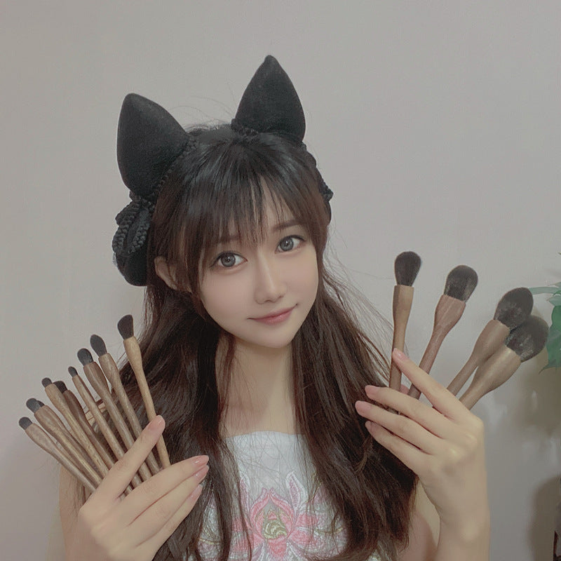 Black walnut wood makeup brush set